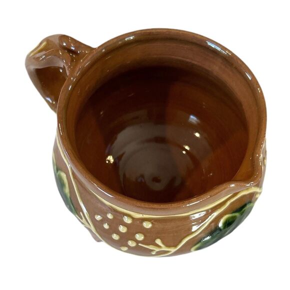 Handmade Plimoth Plantation Ceramic Pipkin With Decorative Green Leaves - Picture 2 of 4